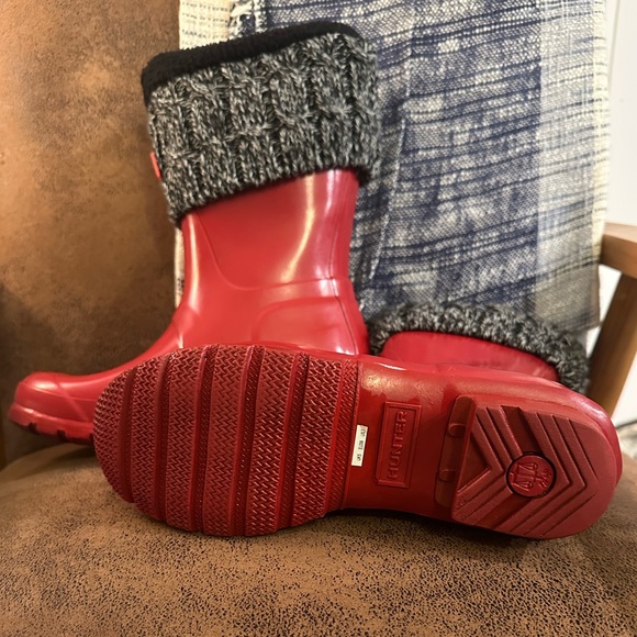 Hunter Boots and Socks EUC - Picture 4 of 6